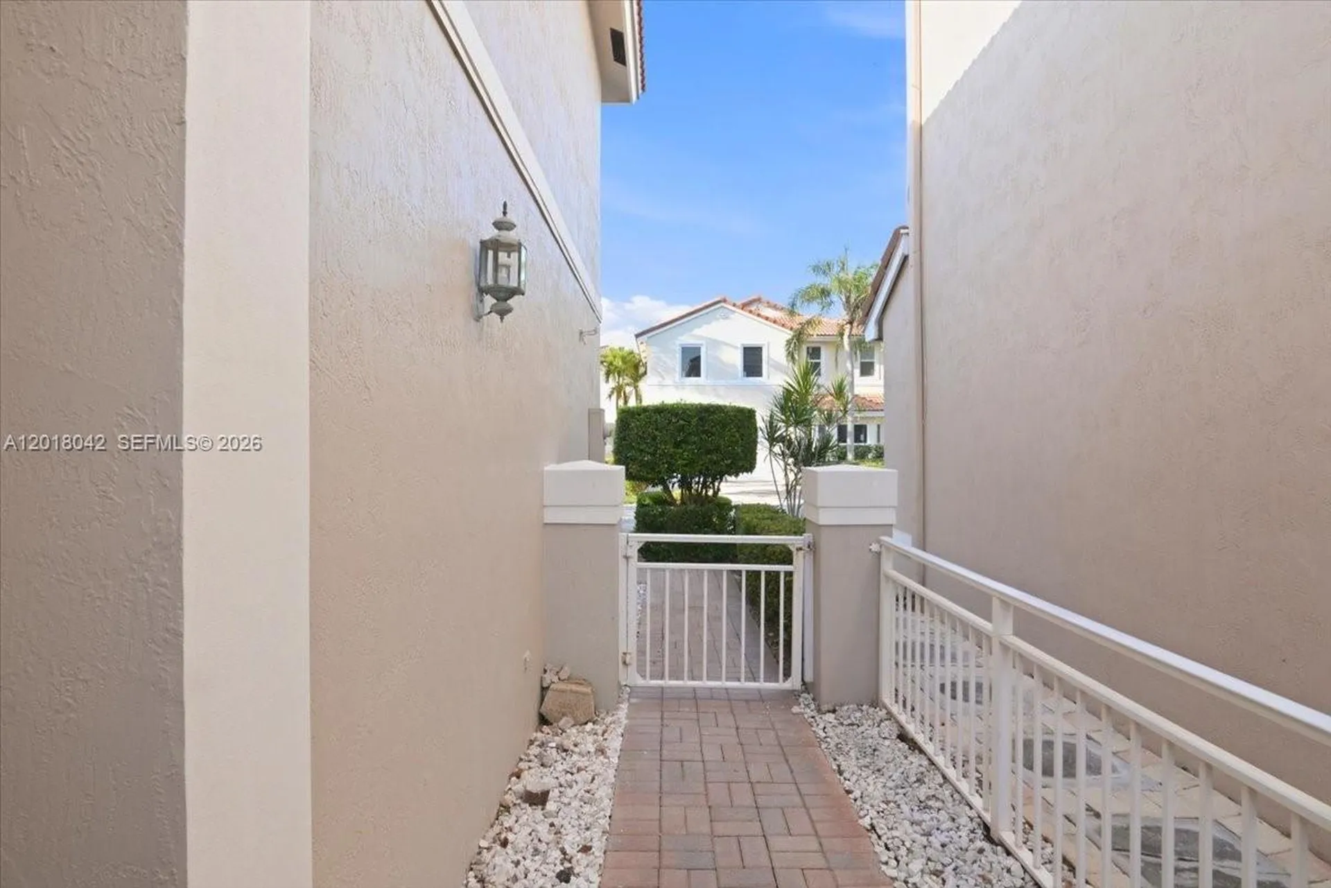 1135 Oysterwood Street Hollywood FL 33019
