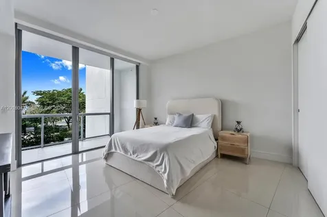 3300 NE 188th Street Aventura FL 33180
