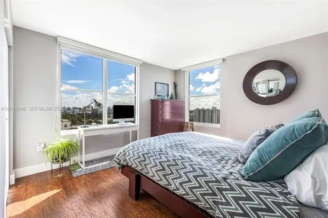 1800 Sunset Harbour Drive Miami Beach FL 33139