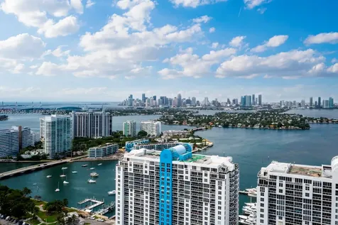 1800 Sunset Harbour Drive Miami Beach FL 33139