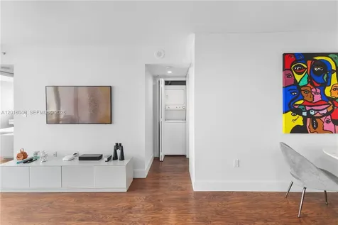 1800 Sunset Harbour Drive Miami Beach FL 33139