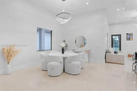 320 SW 125th Avenue Miami FL 33184
