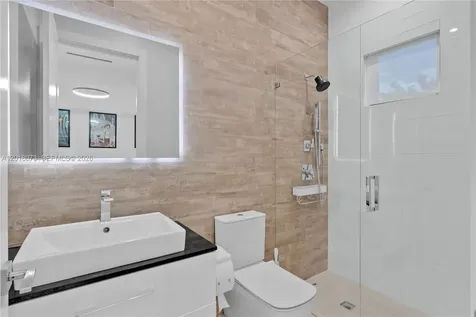 320 SW 125th Avenue Miami FL 33184
