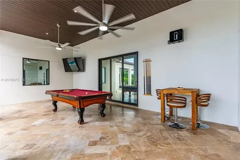 320 SW 125th Avenue Miami FL 33184