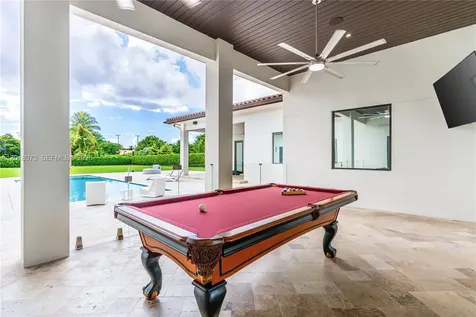 320 SW 125th Avenue Miami FL 33184