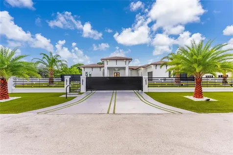 320 SW 125th Avenue Miami FL 33184