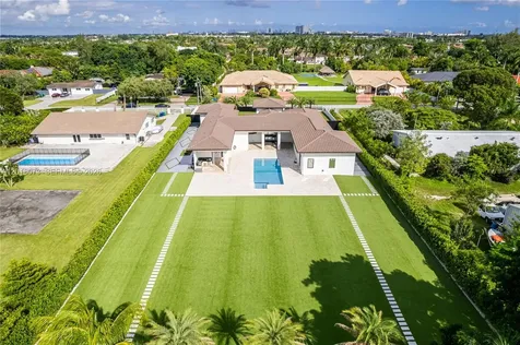 320 SW 125th Avenue Miami FL 33184