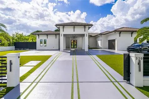 320 SW 125th Avenue Miami FL 33184