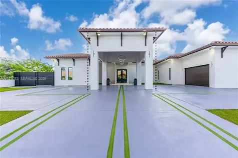 320 SW 125th Avenue Miami FL 33184
