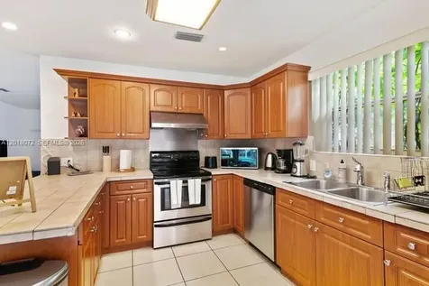 13325 SW 84th Avenue Pinecrest FL 33156