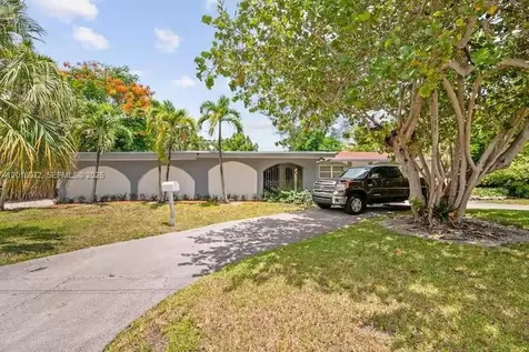13325 SW 84th Avenue Pinecrest FL 33156