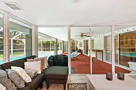 13325 SW 84th Avenue Pinecrest FL 33156