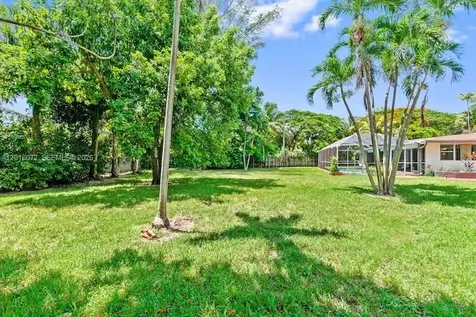 13325 SW 84th Avenue Pinecrest FL 33156