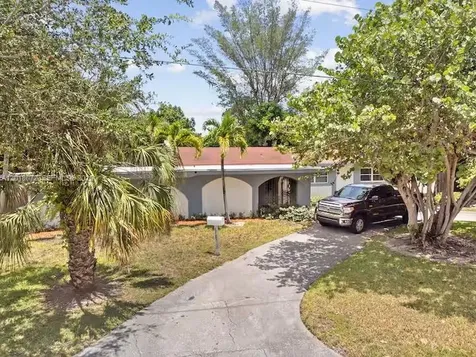 13325 SW 84th Avenue Pinecrest FL 33156