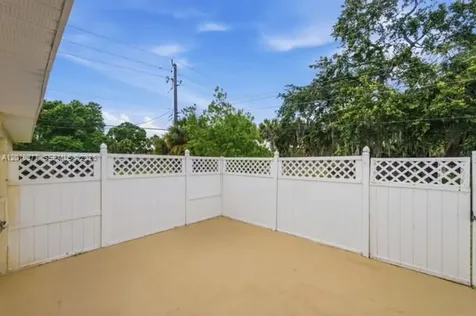 7608 Deland Avenue Fort Pierce FL 34951