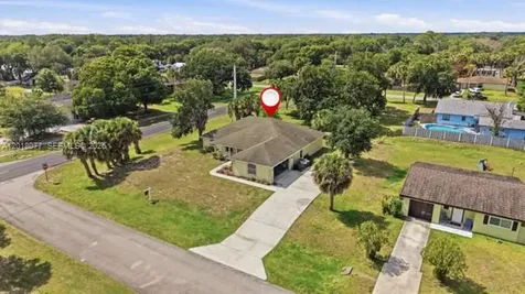 7608 Deland Avenue Fort Pierce FL 34951
