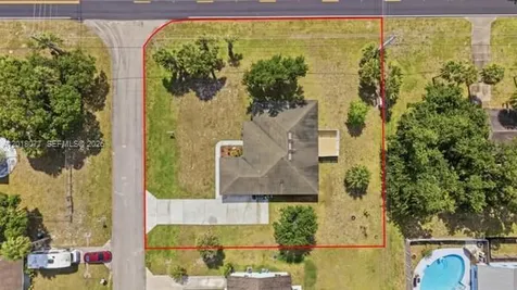 7608 Deland Avenue Fort Pierce FL 34951