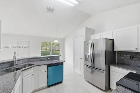 7608 Deland Avenue Fort Pierce FL 34951