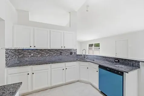 7608 Deland Avenue Fort Pierce FL 34951