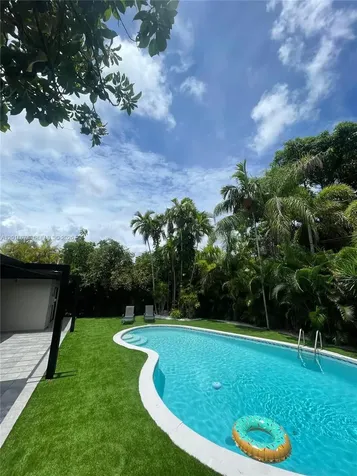 1955 Alamanda Drive North Miami FL 33181