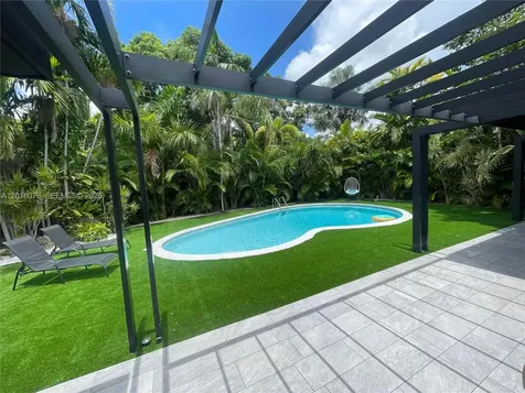1955 Alamanda Drive North Miami FL 33181