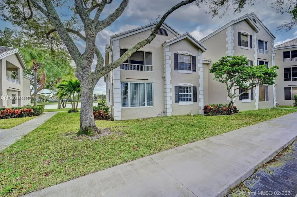 2850 N Oakland Forest Drive Oakland Park FL 33309