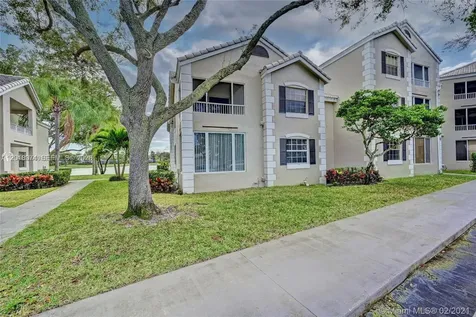 2850 N Oakland Forest Drive Oakland Park FL 33309