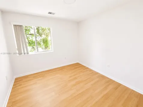 15721 SW 137th Avenue Miami FL 33177
