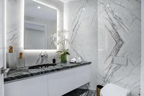 17901 Collins Avenue Sunny Isles Beach FL 33160