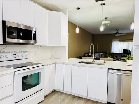 16213 Emerald Cove Road Weston FL 33331