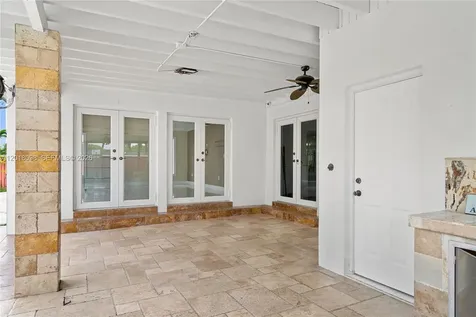 13611 SW 77th Street Miami FL 33183