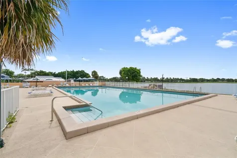 13611 SW 77th Street Miami FL 33183