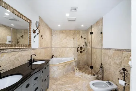 13611 SW 77th Street Miami FL 33183
