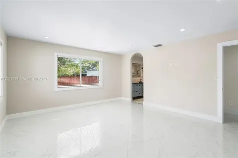 13611 SW 77th Street Miami FL 33183