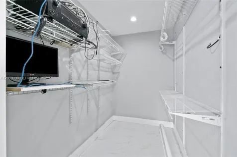 13611 SW 77th Street Miami FL 33183