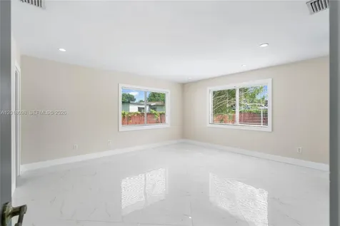 13611 SW 77th Street Miami FL 33183