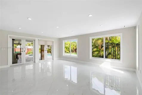 13611 SW 77th Street Miami FL 33183