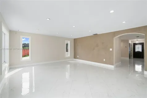 13611 SW 77th Street Miami FL 33183