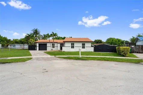 13611 SW 77th Street Miami FL 33183