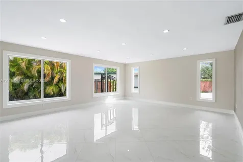 13611 SW 77th Street Miami FL 33183