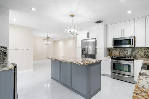 13611 SW 77th Street Miami FL 33183