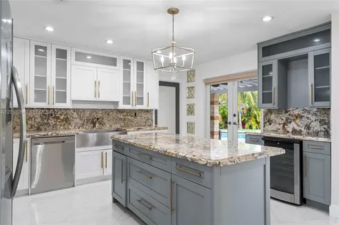 13611 SW 77th Street Miami FL 33183