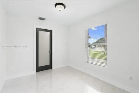 13611 SW 77th Street Miami FL 33183