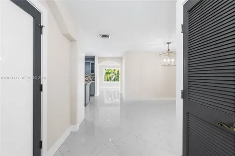 13611 SW 77th Street Miami FL 33183