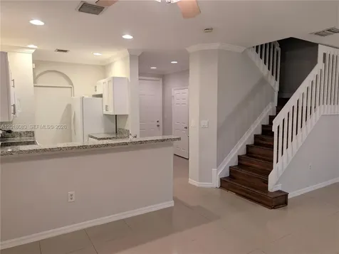 6009 SW 19th Street North Lauderdale FL 33068