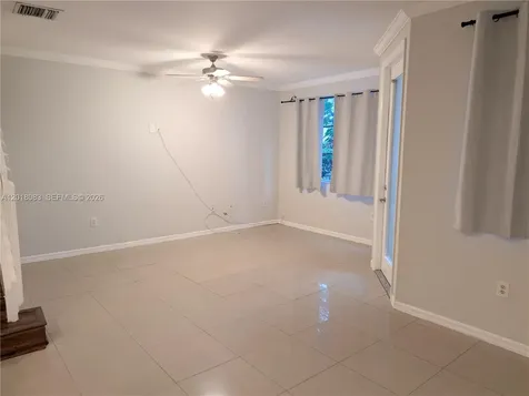 6009 SW 19th Street North Lauderdale FL 33068