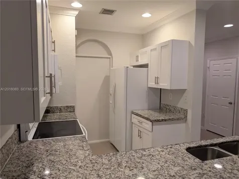 6009 SW 19th Street North Lauderdale FL 33068