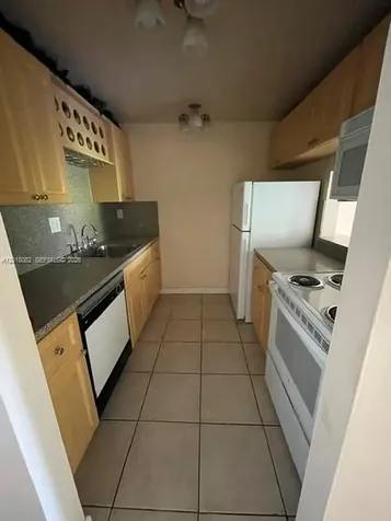 14601 N Kendall Drive Miami FL 33186