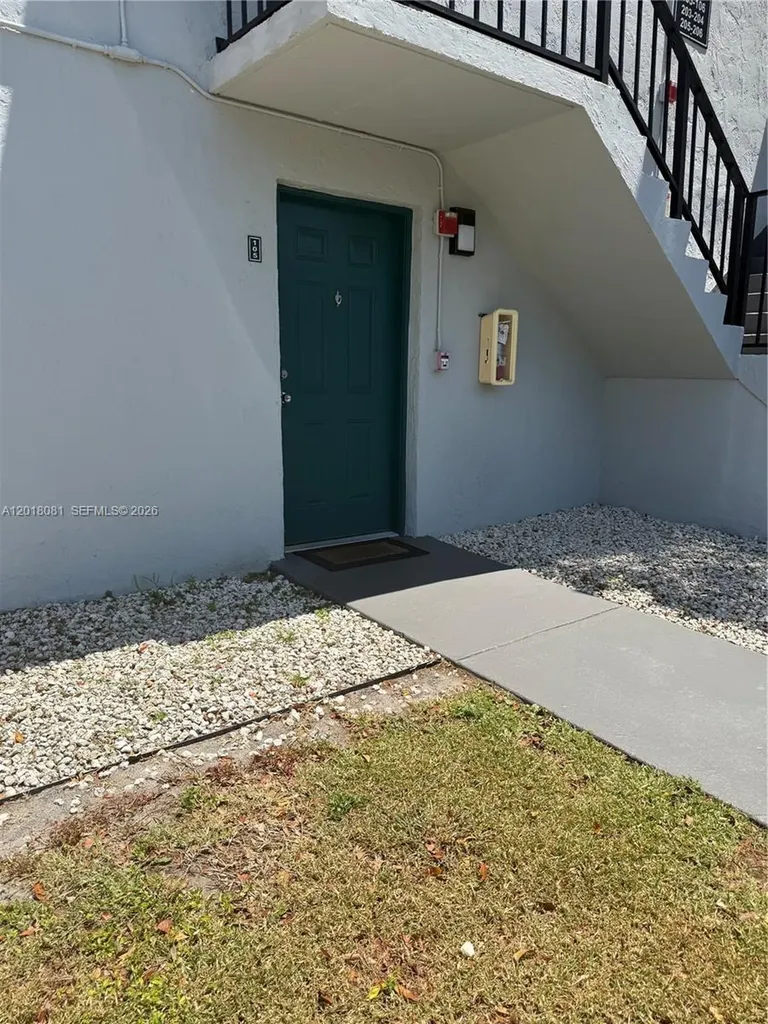 7120 NW 179th Street Hialeah FL 33015