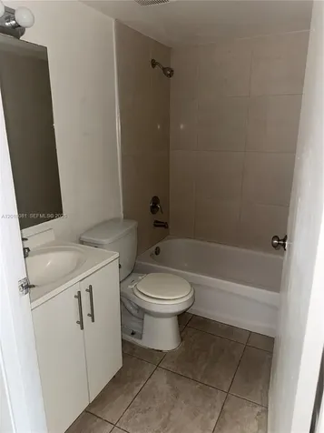 7120 NW 179th Street Hialeah FL 33015
